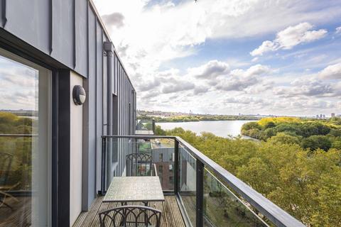 2 bedroom flat for sale, Shearwater Drive, Hendon, London, NW9