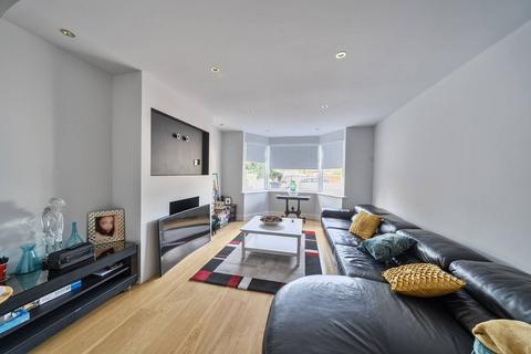 undefined, The Vale, Temple Fortune, London, NW11