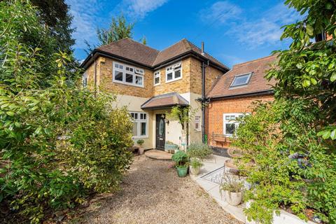 undefined, Devonshire Road, Weybridge KT13