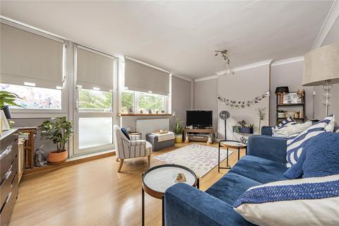 3 bedroom apartment for sale, Buriton House, Wanborough Drive, Putney, SW15