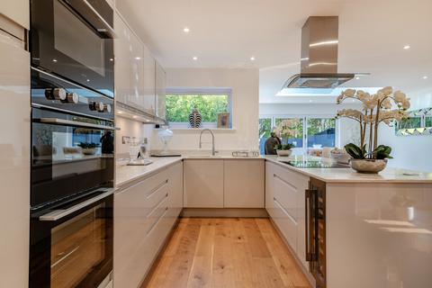 4 bedroom detached house for sale, The Old Mushroom Farm, Hereford
