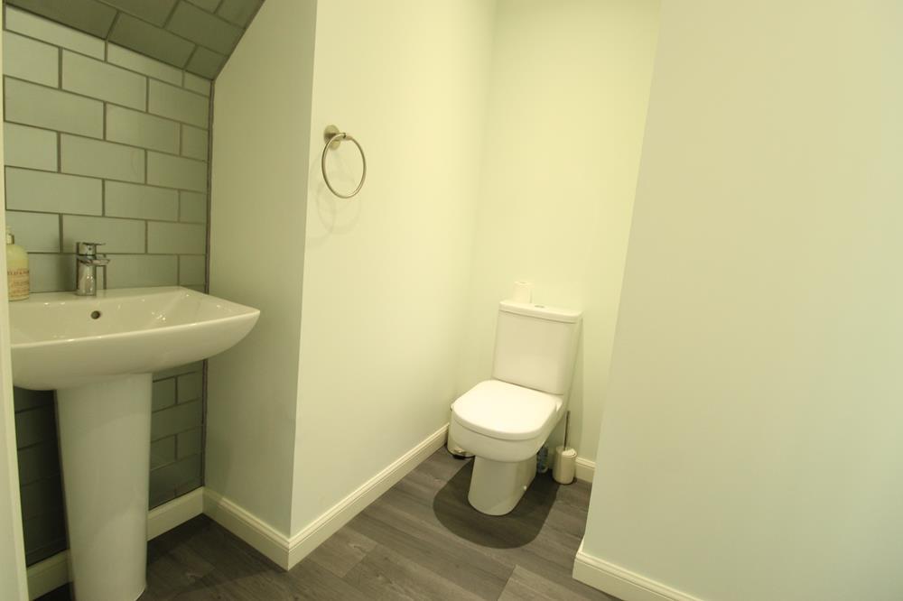 Cloakroom WC