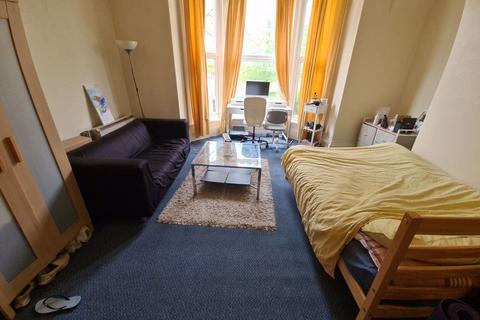 Moorland Road, Leeds LS6