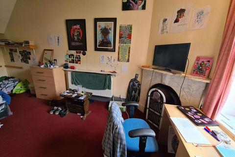 12 bedroom house to rent, Grosvenor Road, Leeds LS6