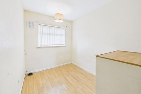 13 Aspall Walk, Hull, HU8 9TG