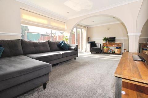 3 bedroom semi-detached house for sale, Carrick Close, Pelsall, WS3 5BE