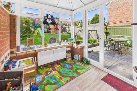 undefined, 6 Madely Close, Horncastle