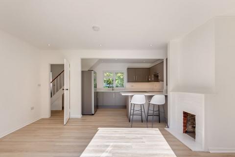 3 bedroom semi-detached house for sale, New Road, Gomshall