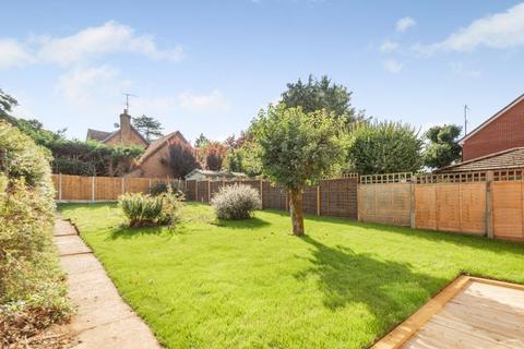 3 bedroom semi-detached house for sale, New Road, Gomshall