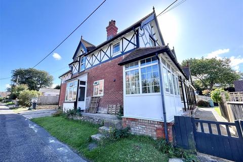 2 bedroom maisonette for sale, Colwell Road, Totland Bay