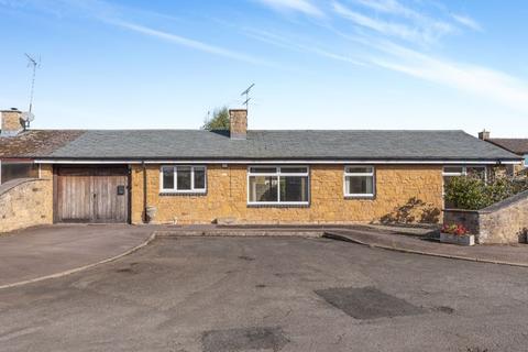 undefined, Glebe Rise, Kings Sutton - No onward chain