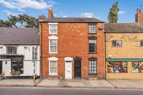 3 bedroom terraced house for sale, 18 West Bar Street, Banbury