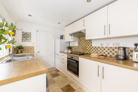 1 Albert Road, Uckfield, TN22 5BH