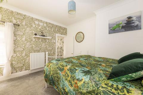 1 Albert Road, Uckfield, TN22 5BH
