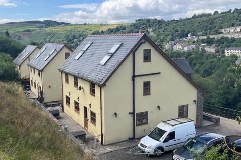 undefined, Stanleytown CF43