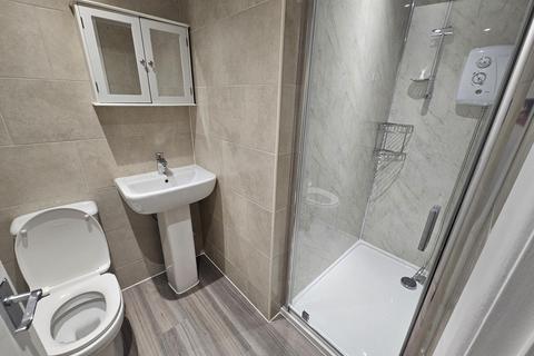 undefined, Estcourt Terrace, Leeds LS6
