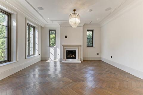 6 bedroom detached house for sale, Wentworth Estate