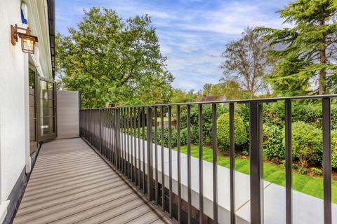undefined, Wentworth Estate