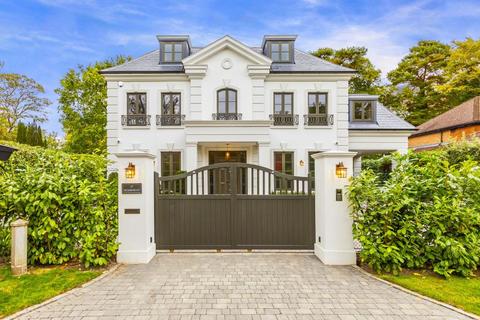 6 bedroom detached house for sale, Wentworth Estate
