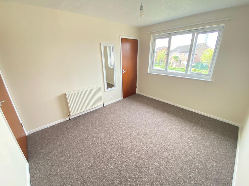 Kingslea Park East Cowes PO32 2 Bed House 1 050 Pcm 242 Pw 