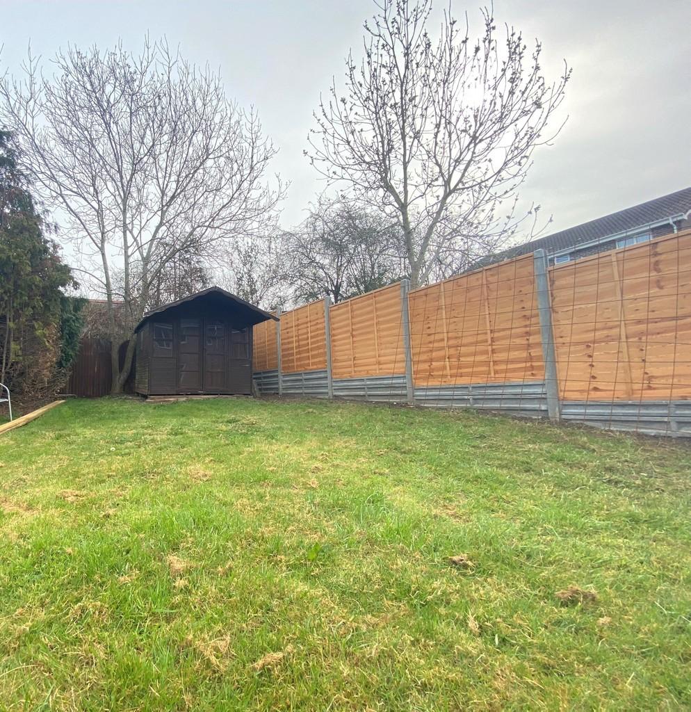 Kingslea Park East Cowes PO32 2 Bed House 1 050 Pcm 242 Pw 