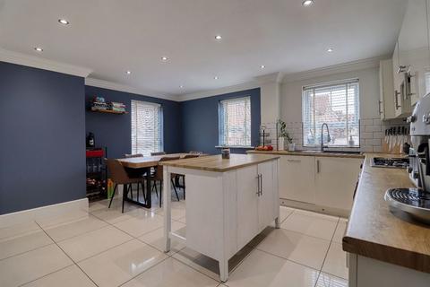 38 Osprey Drive, Scunthorpe, DN16 3EZ