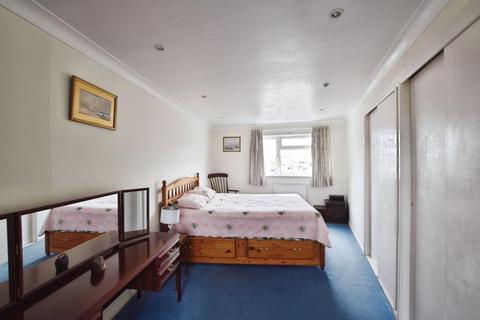 1 Cheshire Close, Salisbury, SP2 9JT