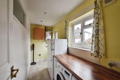 1 Cheshire Close, Salisbury, SP2 9JT