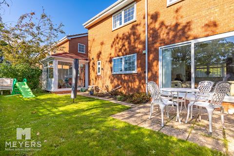 4 bedroom detached house for sale, Tytherley Green, Bournemouth, BH8 0PB