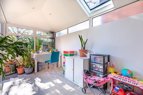 4 bedroom detached house for sale, Tytherley Green, Bournemouth, BH8 0PB