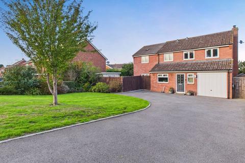 5 bedroom detached house for sale, Shrubbery Road, Drakes Broughton