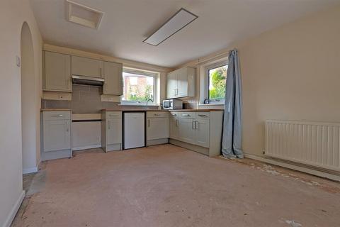 undefined, Dabinett Close, Taunton TA2