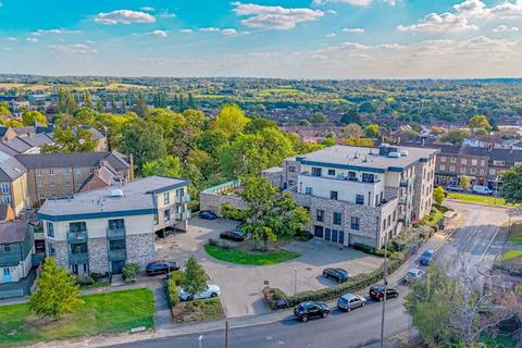 2 bedroom apartment for sale, Luna Court, Loughton IG10