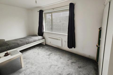 3 Blenheim Drive, Yate, Bristol, BS37 5DA
