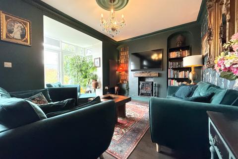 3 bedroom end of terrace house for sale, Aberdare CF44