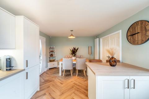 179 Duddingston Drive, Kirkcaldy, KY2 6XQ