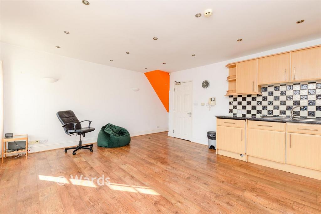 Lounge/Kitchen