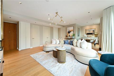 3 bedroom apartment to rent, Great Portland Street, Marylebone