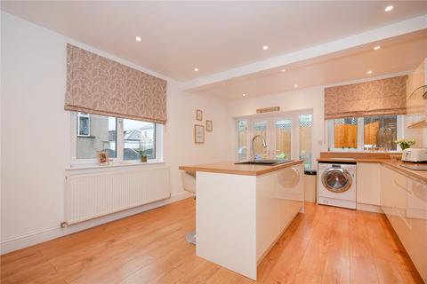 33a Midland Road, Baildon, Shipley, BD17 6AT