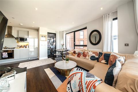3 bedroom apartment for sale, Avalon Point, London E14
