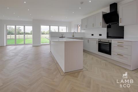 4 bedroom detached bungalow for sale, Connaught Fields, Weeley Heath CO16