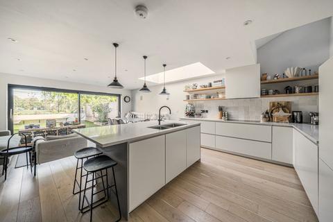 undefined, Maidenhead Road, Windsor, SL4