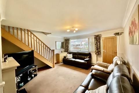 3 bedroom semi-detached house for sale, Moss Drive, Killamarsh, Sheffield, Derbyshire, S21 1FE