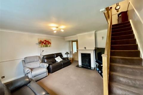3 bedroom semi-detached house for sale, Moss Drive, Killamarsh, Sheffield, Derbyshire, S21 1FE
