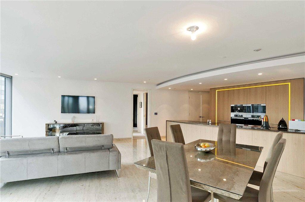 Reception/Kitchen
