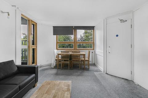 3 bedroom apartment for sale, Blantyre Walk, Worlds End Estate, London, SW10