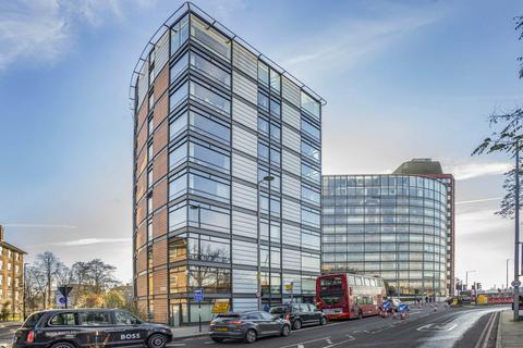Albert Embankment, London, SE1