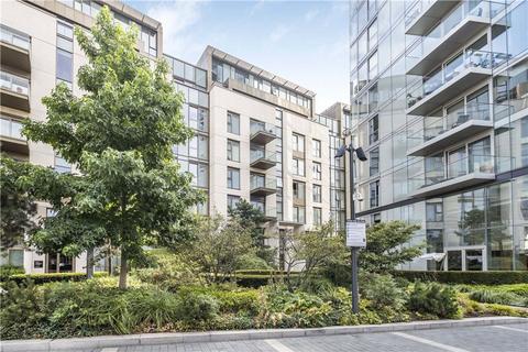 Columbia Gardens, London, SW6