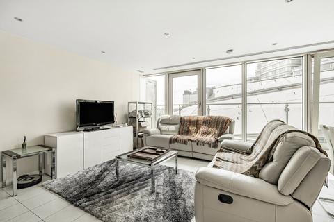 3 bedroom penthouse for sale, Albert Embankment, London, SE1