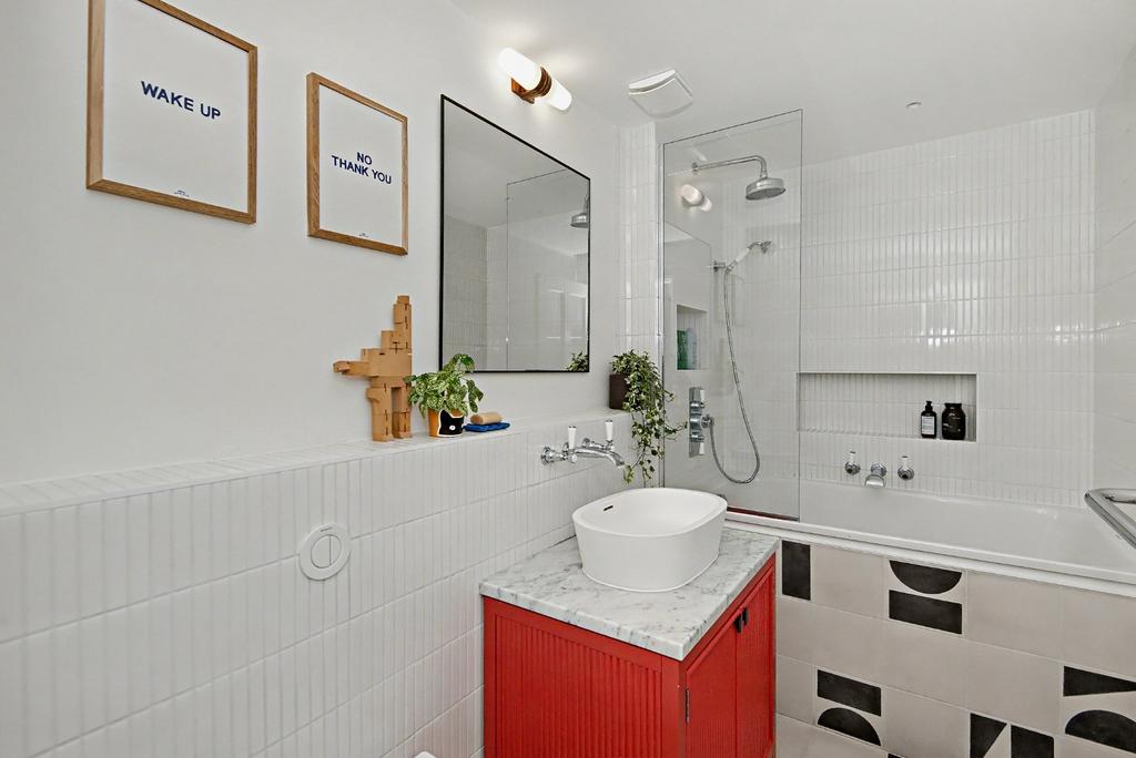 2nd Floor Bathroom